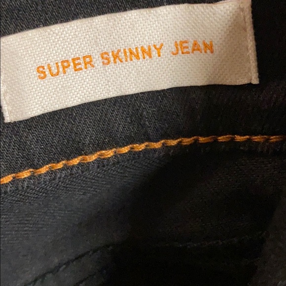 Tory Burch - Picture 3 of 12